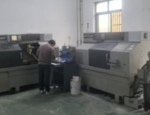 數(shù)控加工設備